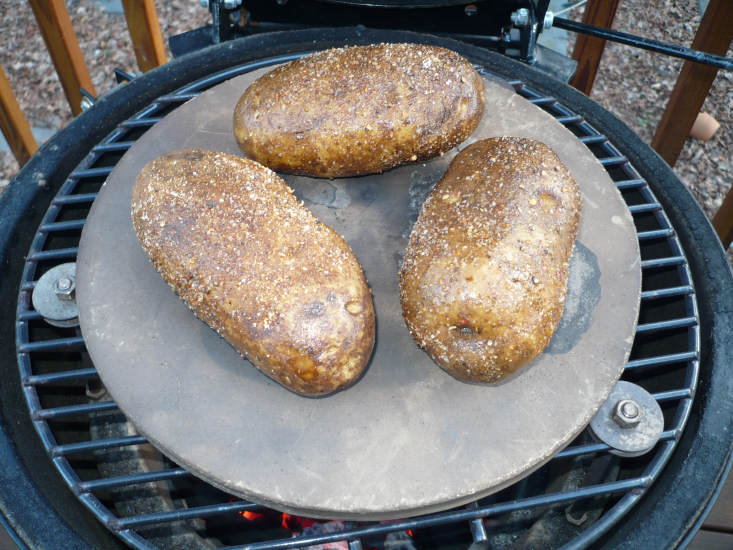 Baked Potato Naked Whiz Ceramic Charcoal Cooking